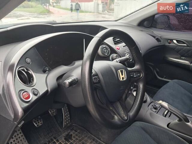 Серый Хонда Цивик, объемом двигателя 1.8 л и пробегом 230 тыс. км за 6500 $, фото 15 на Automoto.ua