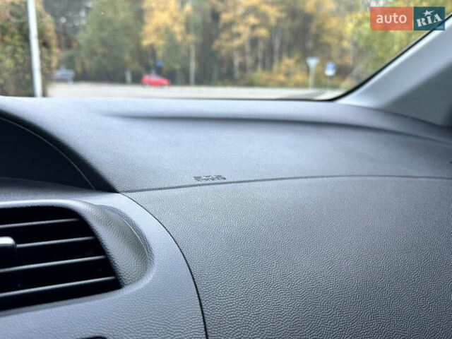 Серый Хонда Цивик, объемом двигателя 1.8 л и пробегом 217 тыс. км за 6200 $, фото 8 на Automoto.ua