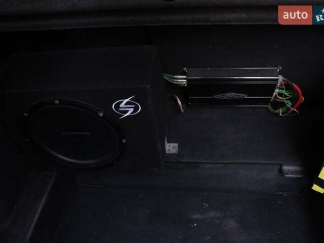 Серый Хонда Цивик, объемом двигателя 2 л и пробегом 251 тыс. км за 5700 $, фото 17 на Automoto.ua