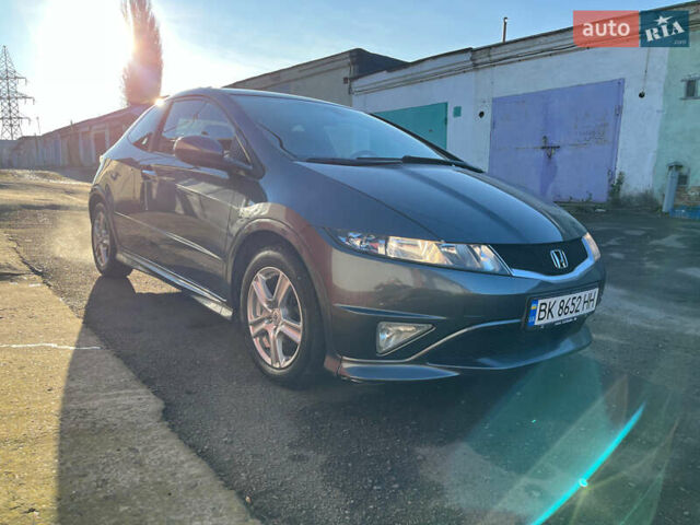 Сірий Хонда Сівік, об'ємом двигуна 1.34 л та пробігом 168 тис. км за 6000 $, фото 3 на Automoto.ua