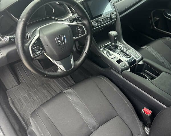 Серый Хонда Цивик, объемом двигателя 1.5 л и пробегом 124 тыс. км за 15500 $, фото 15 на Automoto.ua