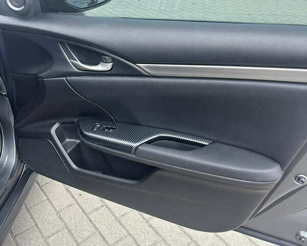 Серый Хонда Цивик, объемом двигателя 1.5 л и пробегом 124 тыс. км за 15500 $, фото 12 на Automoto.ua