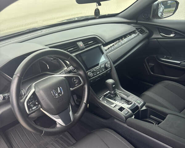 Серый Хонда Цивик, объемом двигателя 1.5 л и пробегом 124 тыс. км за 15500 $, фото 14 на Automoto.ua