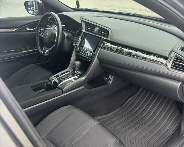 Серый Хонда Цивик, объемом двигателя 1.5 л и пробегом 124 тыс. км за 15500 $, фото 16 на Automoto.ua