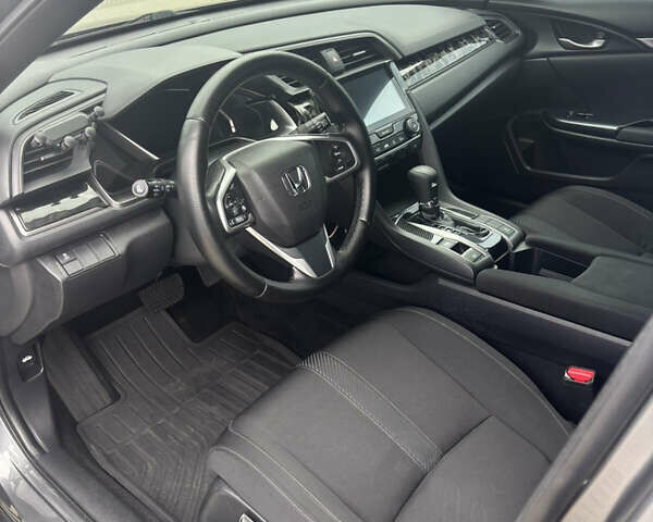 Серый Хонда Цивик, объемом двигателя 1.5 л и пробегом 124 тыс. км за 15500 $, фото 11 на Automoto.ua