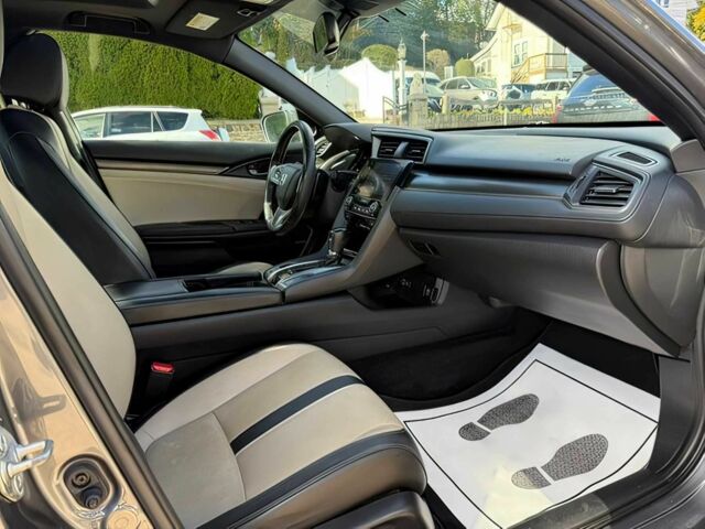 Серый Хонда Цивик, объемом двигателя 1.5 л и пробегом 36 тыс. км за 9600 $, фото 8 на Automoto.ua