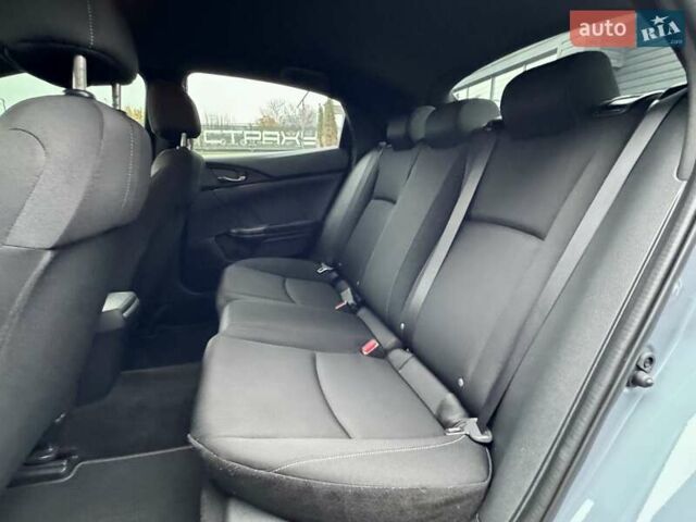 Серый Хонда Цивик, объемом двигателя 1.5 л и пробегом 124 тыс. км за 17900 $, фото 24 на Automoto.ua