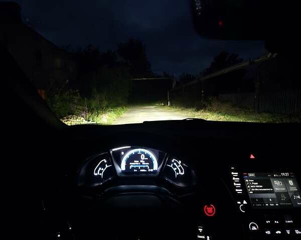 Серый Хонда Цивик, объемом двигателя 1.5 л и пробегом 108 тыс. км за 16200 $, фото 24 на Automoto.ua