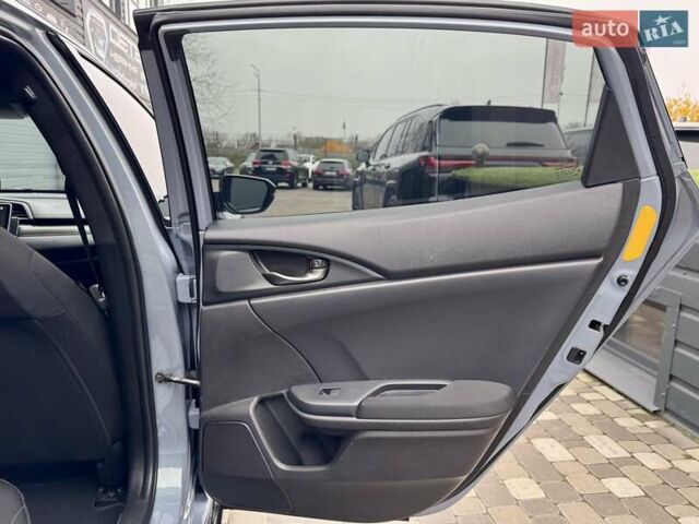 Серый Хонда Цивик, объемом двигателя 1.5 л и пробегом 124 тыс. км за 17900 $, фото 36 на Automoto.ua