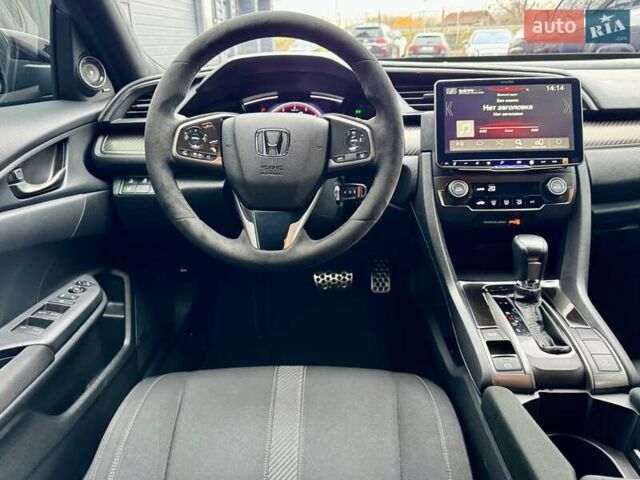Серый Хонда Цивик, объемом двигателя 1.5 л и пробегом 124 тыс. км за 17900 $, фото 51 на Automoto.ua