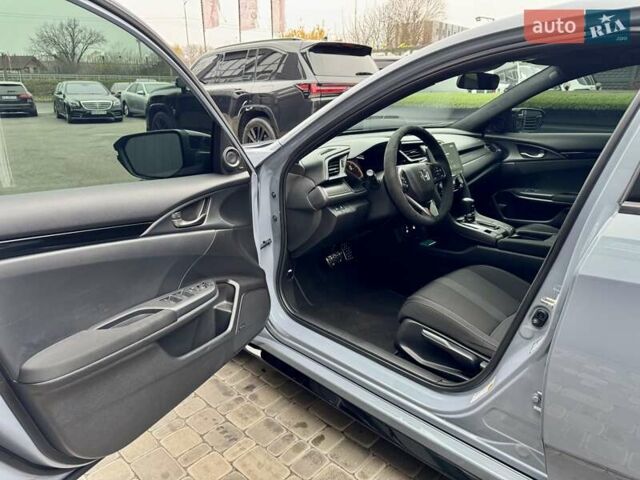 Серый Хонда Цивик, объемом двигателя 1.5 л и пробегом 124 тыс. км за 17900 $, фото 12 на Automoto.ua