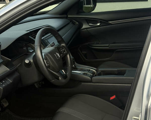 Серый Хонда Цивик, объемом двигателя 1.5 л и пробегом 74 тыс. км за 12800 $, фото 12 на Automoto.ua