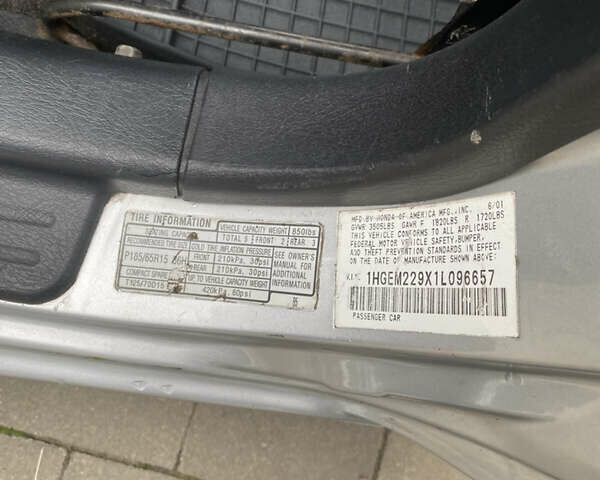 Серый Хонда Цивик, объемом двигателя 1.67 л и пробегом 324 тыс. км за 4500 $, фото 18 на Automoto.ua