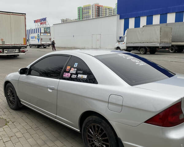 Серый Хонда Цивик, объемом двигателя 1.67 л и пробегом 324 тыс. км за 4500 $, фото 5 на Automoto.ua