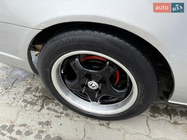 Хонда Цивик 2002 в Черновцах на Automoto.ua Серый Хонда Цивик, объемом двигателя 1.7 л и пробегом 180 тыс. км за 3850 $, фото 7 на Automoto.ua