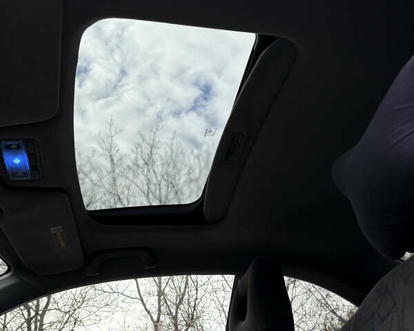 Хонда Цивик 2002 в Черновцах на Automoto.ua Серый Хонда Цивик, объемом двигателя 1.7 л и пробегом 180 тыс. км за 3850 $, фото 12 на Automoto.ua