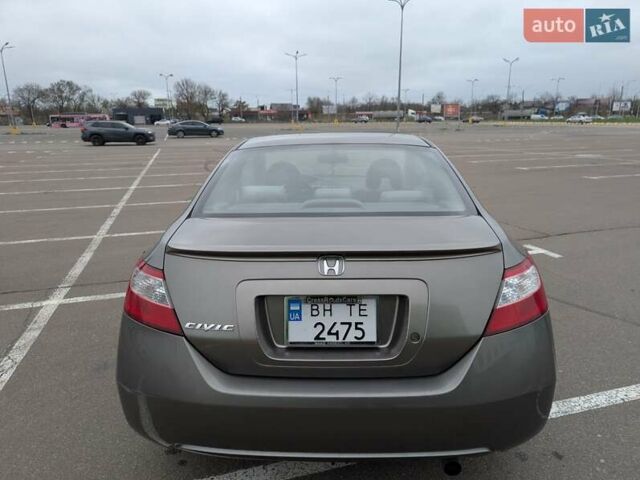 Сірий Хонда Сівік, об'ємом двигуна 1.8 л та пробігом 119 тис. км за 6500 $, фото 2 на Automoto.ua