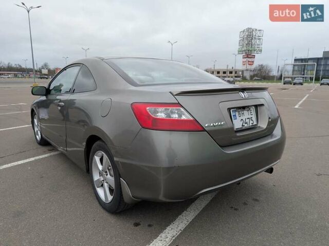 Сірий Хонда Сівік, об'ємом двигуна 1.8 л та пробігом 119 тис. км за 6500 $, фото 3 на Automoto.ua