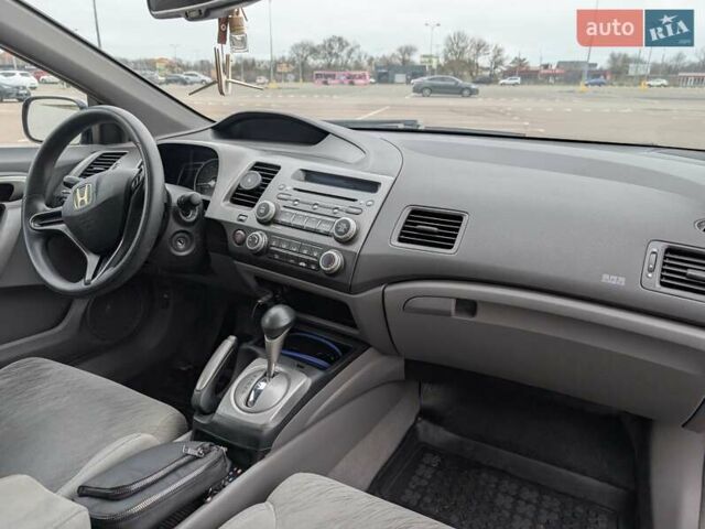 Сірий Хонда Сівік, об'ємом двигуна 1.8 л та пробігом 119 тис. км за 6500 $, фото 5 на Automoto.ua