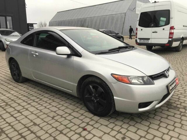 Сірий Хонда Сівік, об'ємом двигуна 1.8 л та пробігом 238 тис. км за 5590 $, фото 2 на Automoto.ua