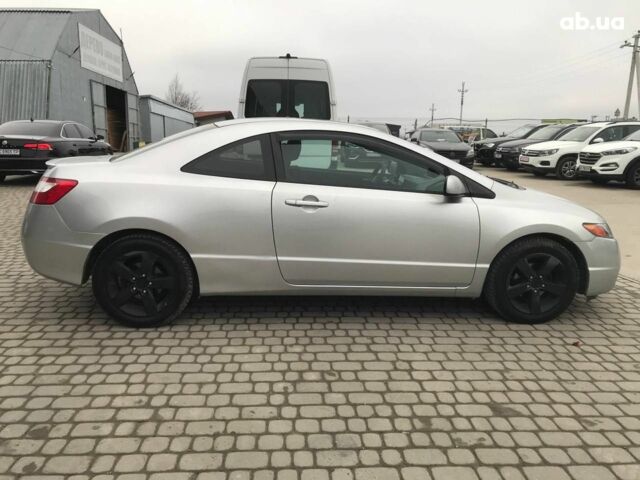 Серый Хонда Цивик, объемом двигателя 1.8 л и пробегом 238 тыс. км за 5590 $, фото 5 на Automoto.ua