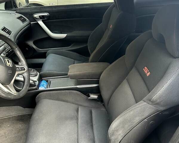 Сірий Хонда Сівік, об'ємом двигуна 2 л та пробігом 270 тис. км за 7000 $, фото 6 на Automoto.ua