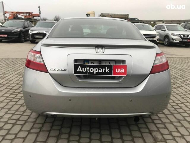 Серый Хонда Цивик, объемом двигателя 1.8 л и пробегом 238 тыс. км за 5590 $, фото 6 на Automoto.ua