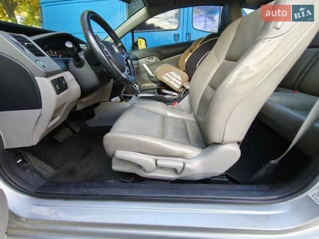 Серый Хонда Цивик, объемом двигателя 1.8 л и пробегом 150 тыс. км за 10400 $, фото 3 на Automoto.ua