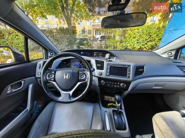 Серый Хонда Цивик, объемом двигателя 1.8 л и пробегом 150 тыс. км за 10400 $, фото 4 на Automoto.ua