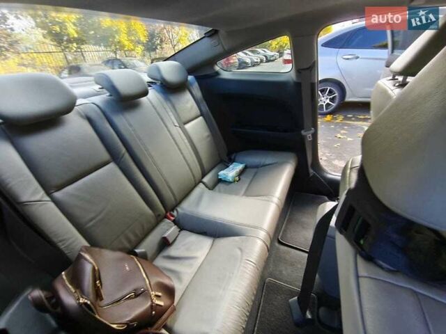 Серый Хонда Цивик, объемом двигателя 1.8 л и пробегом 150 тыс. км за 10400 $, фото 2 на Automoto.ua