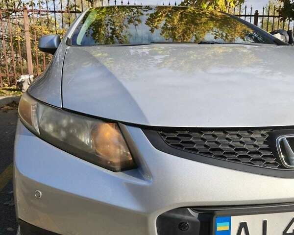 Серый Хонда Цивик, объемом двигателя 1.8 л и пробегом 150 тыс. км за 10400 $, фото 7 на Automoto.ua
