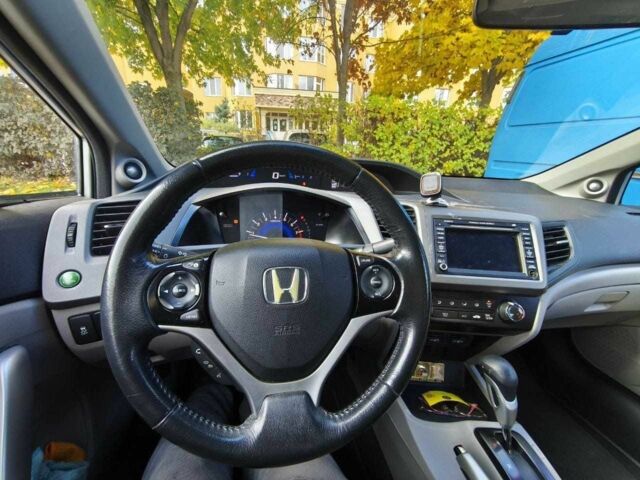 Хонда Цивик 2012 в Софіївська Борщагівка на Automoto.ua Серый Хонда Цивик, объемом двигателя 1.8 л и пробегом 150 тыс. км за 10400 $, фото 7 на Automoto.ua