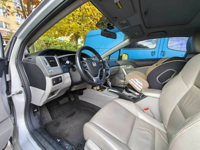 Хонда Цивик 2012 в Софіївська Борщагівка на Automoto.ua Серый Хонда Цивик, объемом двигателя 1.8 л и пробегом 150 тыс. км за 10400 $, фото 8 на Automoto.ua