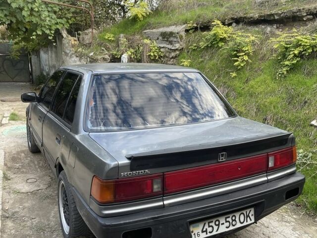 Серый Хонда Цивик, объемом двигателя 1.6 л и пробегом 333 тыс. км за 1000 $, фото 1 на Automoto.ua