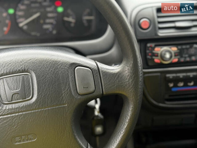 Сірий Хонда Сівік, об'ємом двигуна 1.6 л та пробігом 236 тис. км за 3333 $, фото 27 на Automoto.ua
