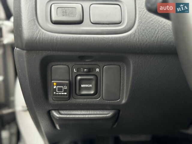 Сірий Хонда Сівік, об'ємом двигуна 1.6 л та пробігом 236 тис. км за 3333 $, фото 24 на Automoto.ua