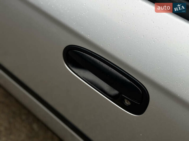 Сірий Хонда Сівік, об'ємом двигуна 1.6 л та пробігом 236 тис. км за 3333 $, фото 16 на Automoto.ua