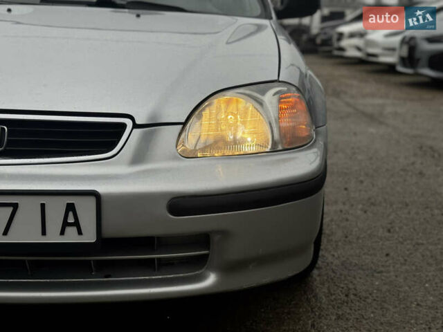 Сірий Хонда Сівік, об'ємом двигуна 1.6 л та пробігом 236 тис. км за 3333 $, фото 9 на Automoto.ua