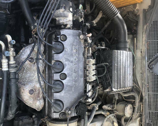 Серый Хонда Цивик, объемом двигателя 1.49 л и пробегом 300 тыс. км за 2300 $, фото 4 на Automoto.ua