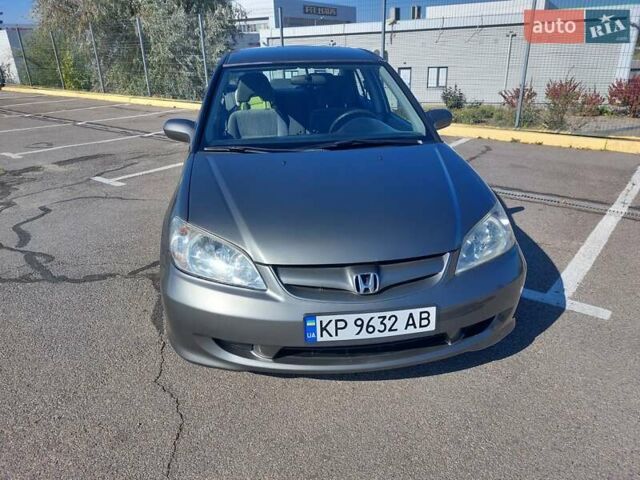 Серый Хонда Цивик, объемом двигателя 1.7 л и пробегом 230 тыс. км за 4500 $, фото 9 на Automoto.ua