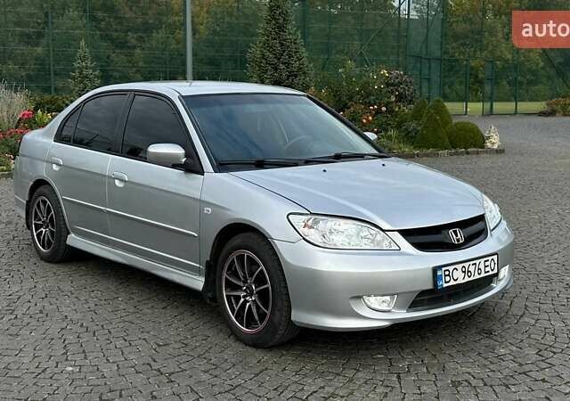 Серый Хонда Цивик, объемом двигателя 1.6 л и пробегом 299 тыс. км за 5500 $, фото 6 на Automoto.ua