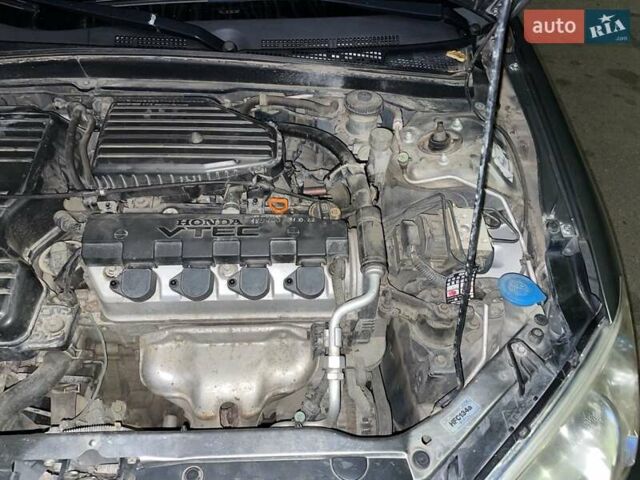 Серый Хонда Цивик, объемом двигателя 1.59 л и пробегом 207 тыс. км за 4750 $, фото 14 на Automoto.ua