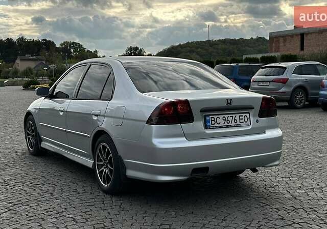 Серый Хонда Цивик, объемом двигателя 1.6 л и пробегом 299 тыс. км за 5500 $, фото 4 на Automoto.ua
