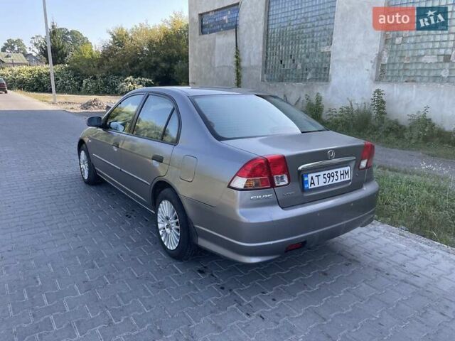 Серый Хонда Цивик, объемом двигателя 1.59 л и пробегом 207 тыс. км за 4750 $, фото 11 на Automoto.ua