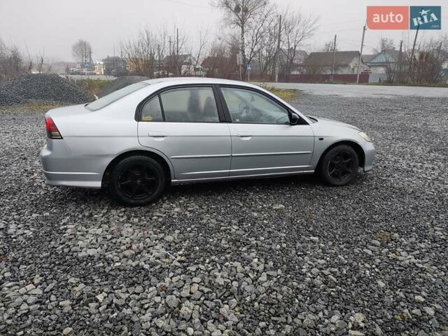 Серый Хонда Цивик, объемом двигателя 1.7 л и пробегом 156 тыс. км за 3999 $, фото 2 на Automoto.ua