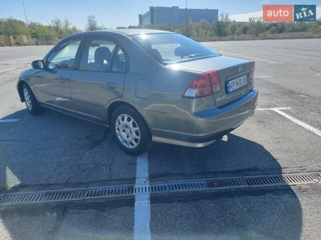 Серый Хонда Цивик, объемом двигателя 1.7 л и пробегом 230 тыс. км за 4500 $, фото 5 на Automoto.ua