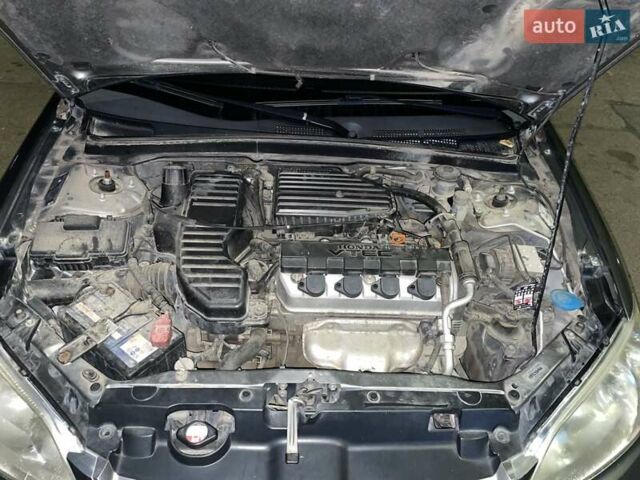 Серый Хонда Цивик, объемом двигателя 1.59 л и пробегом 207 тыс. км за 4750 $, фото 13 на Automoto.ua