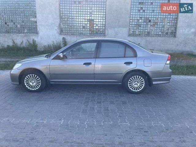 Серый Хонда Цивик, объемом двигателя 1.59 л и пробегом 207 тыс. км за 4750 $, фото 18 на Automoto.ua