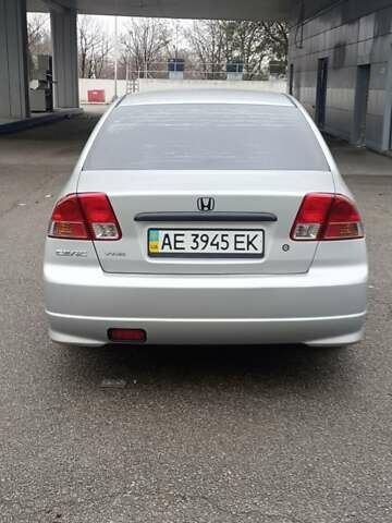 Серый Хонда Цивик, объемом двигателя 1.6 л и пробегом 240 тыс. км за 4299 $, фото 4 на Automoto.ua