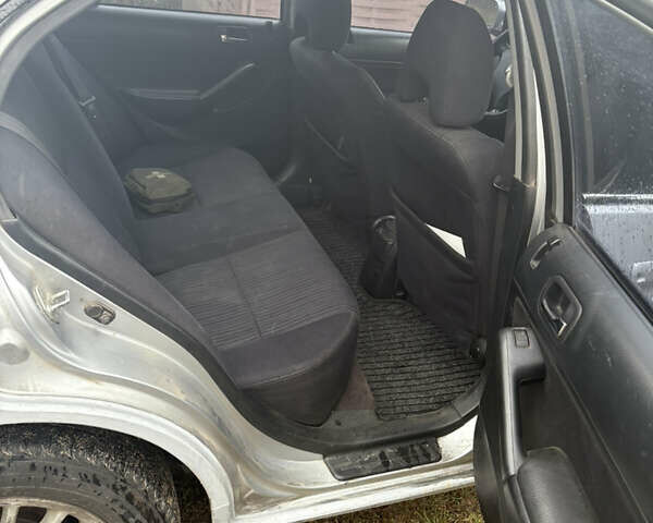 Серый Хонда Цивик, объемом двигателя 1.6 л и пробегом 410 тыс. км за 3600 $, фото 5 на Automoto.ua